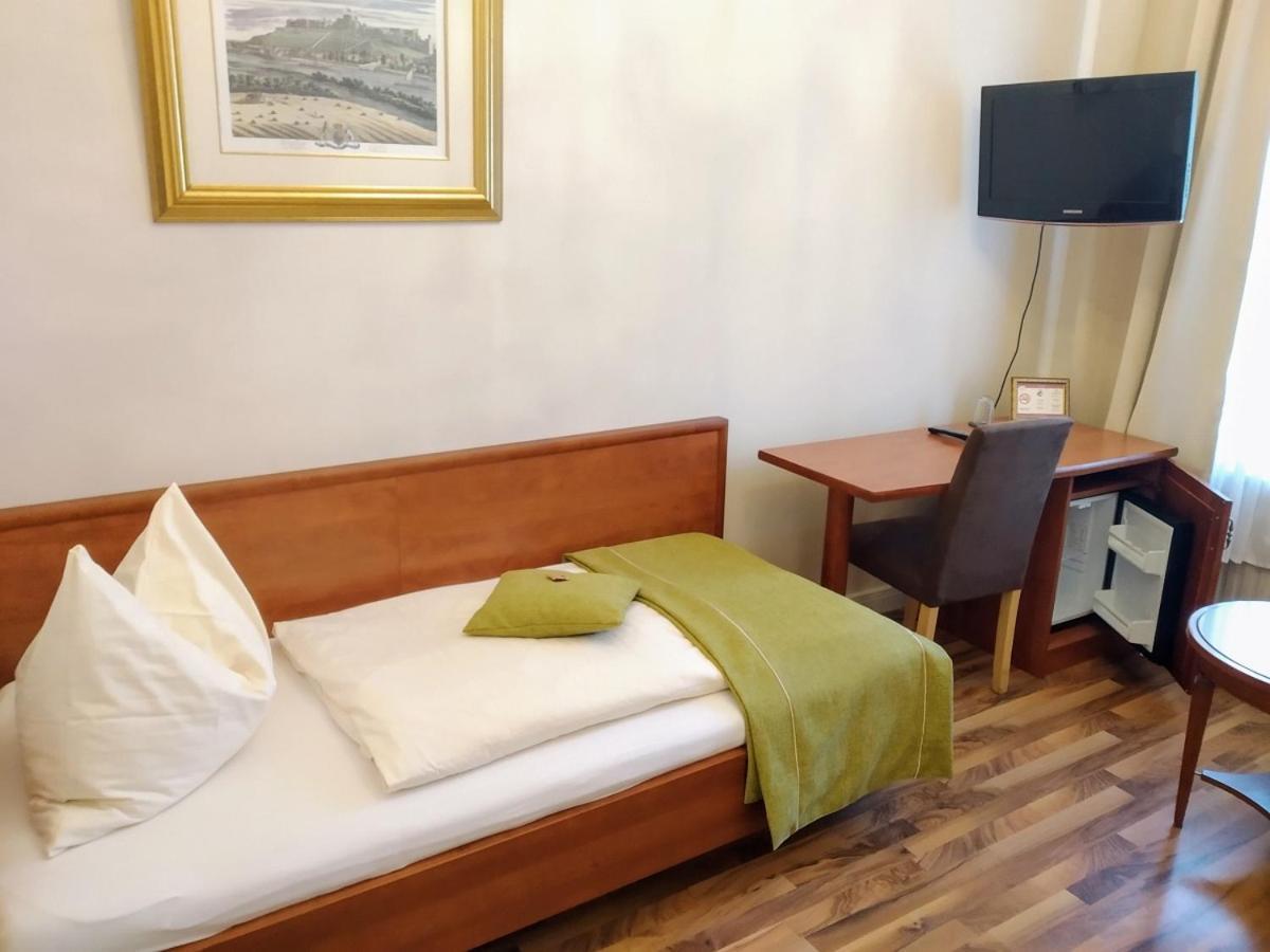 Gaestehaus Residenz Lapeiner Portschach am Woerthersee Ngoại thất bức ảnh